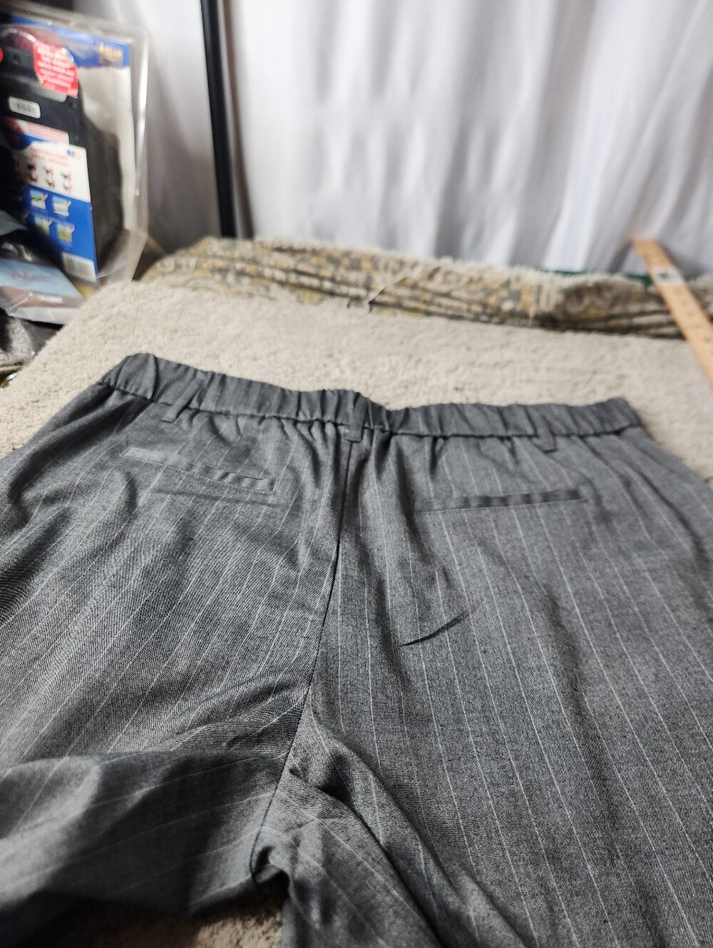 A New Day Women's High-Rise Pleat Front Straight Trousers Size 14 - Picture 4 of 10